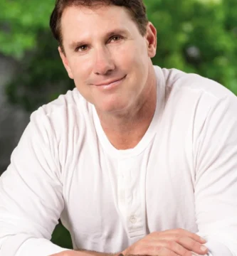 Nicholas Sparks